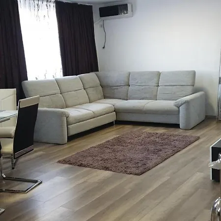 Apartament 公寓 *